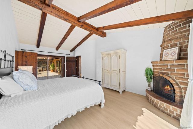 1951 Cloverdale Rd, Escondido, CA 92027