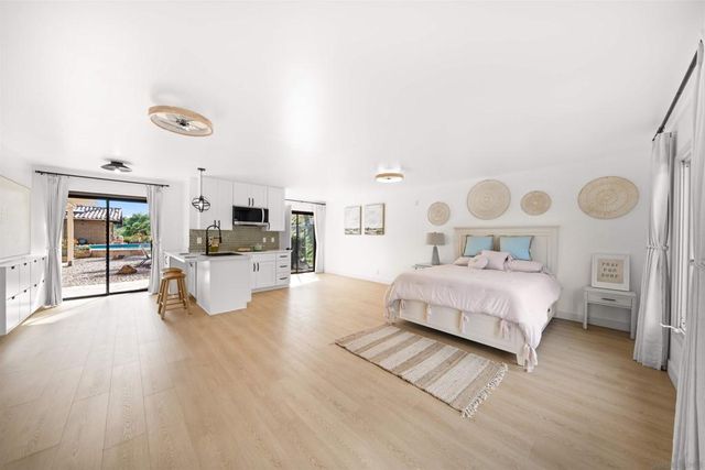 1951 Cloverdale Rd, Escondido, CA 92027