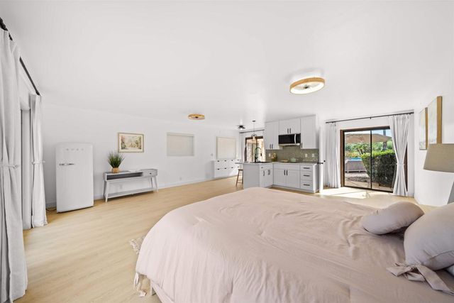 1951 Cloverdale Rd, Escondido, CA 92027