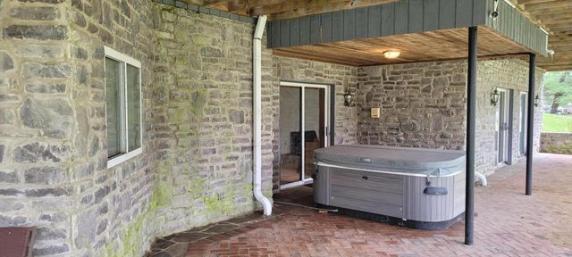 129 Sunset Lodge Road, Lancaster, KY 40444