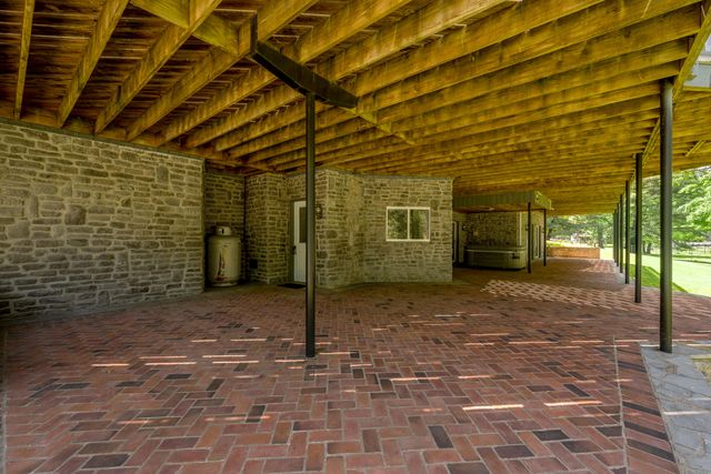 129 Sunset Lodge Road, Lancaster, KY 40444