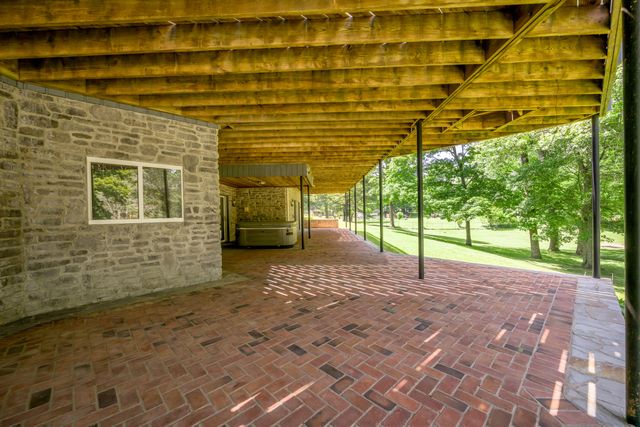 129 Sunset Lodge Road, Lancaster, KY 40444