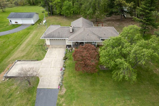 14135 Helmer Road S, Battle Creek, MI 49015