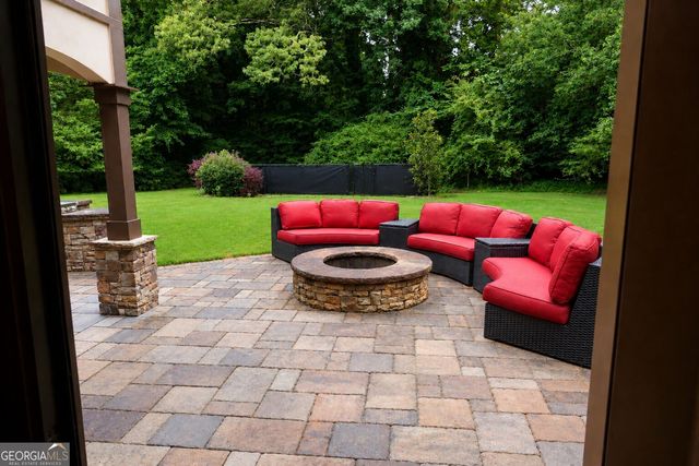 915 Champions Fairway Drive, Alpharetta, GA 30004