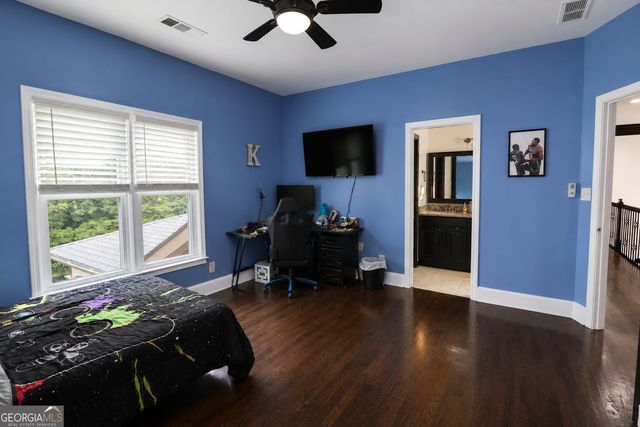 915 Champions Fairway Drive, Alpharetta, GA 30004