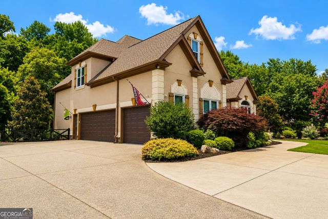 915 Champions Fairway Drive, Alpharetta, GA 30004