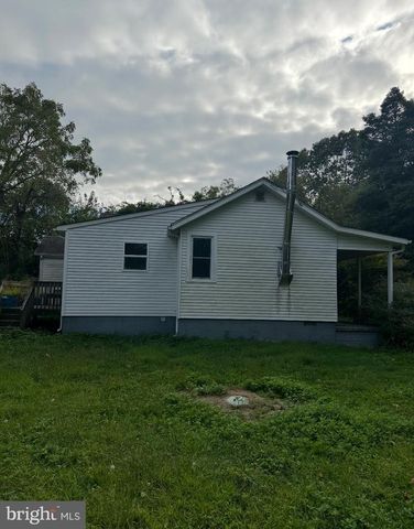 142 N LEIPZIG AVE, Egg Harbor City, NJ 08215