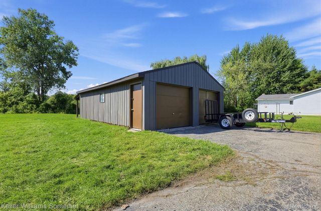 52401 Baker Road, Chesterfield Township, MI 48047