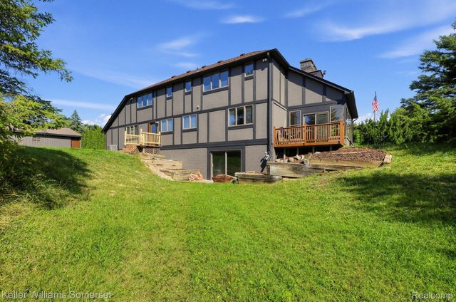 52401 Baker Road, Chesterfield Township, MI 48047