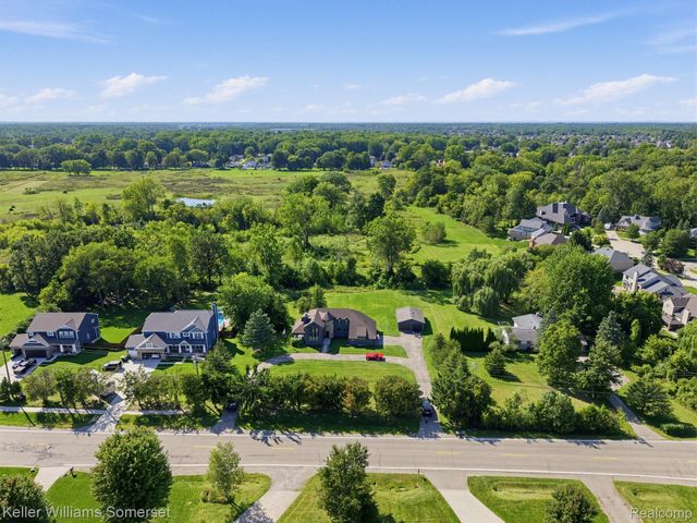 52401 Baker Road, Chesterfield Township, MI 48047