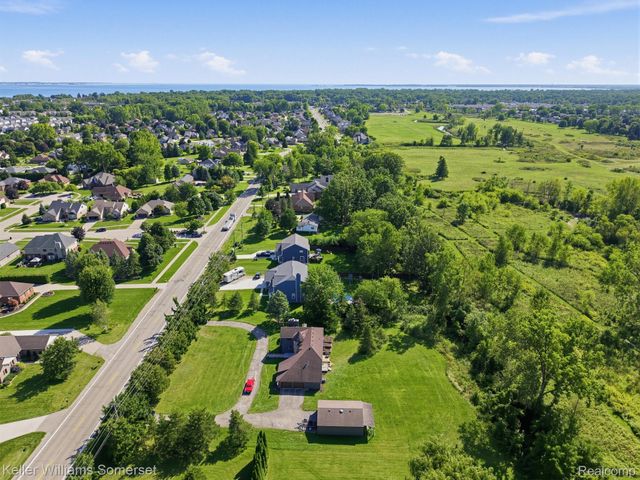 52401 Baker Road, Chesterfield Township, MI 48047