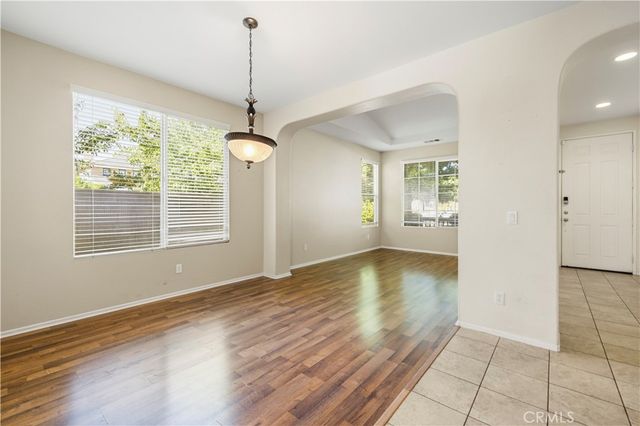 44022 Raven Lane, Lancaster, CA 93536