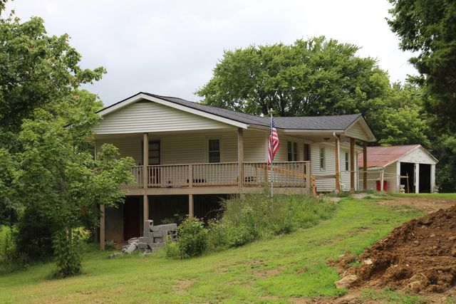 295 Saint Johns Road, Frankfort, KY 40601
