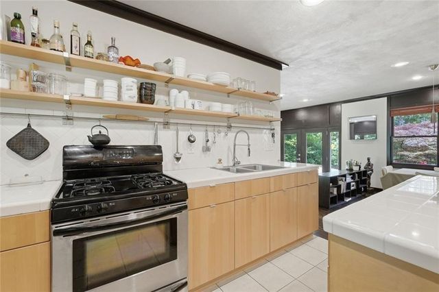 744 Bonnie Dell Drive, Marietta, GA 30062