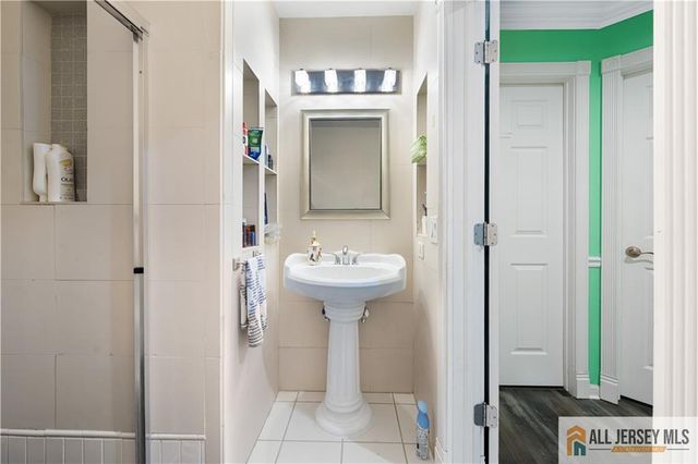 2006 Ridgeview Court 2006, Sayreville, NJ 08859