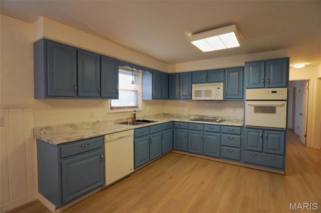 421 W 9th Street, Hermann, MO 65041