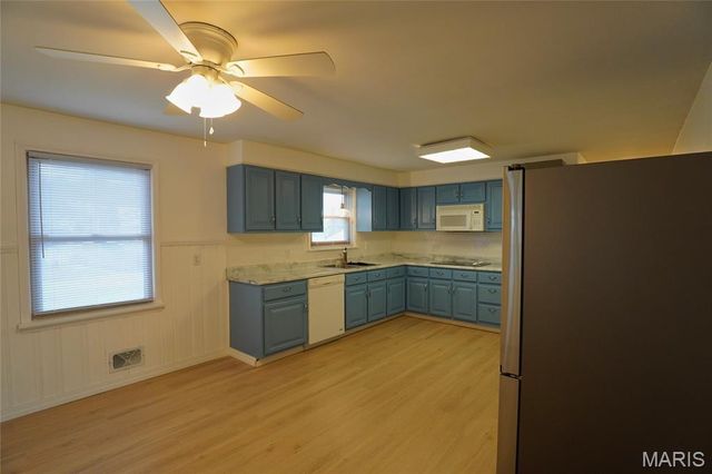 421 W 9th Street, Hermann, MO 65041