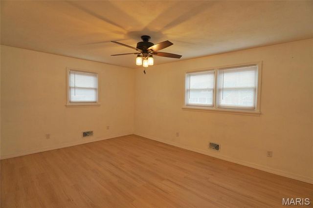 421 W 9th Street, Hermann, MO 65041