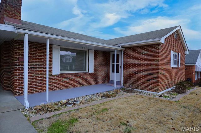 421 W 9th Street, Hermann, MO 65041