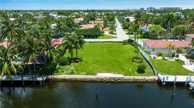 3020 NE 44th Street, Lighthouse Point, FL 33064