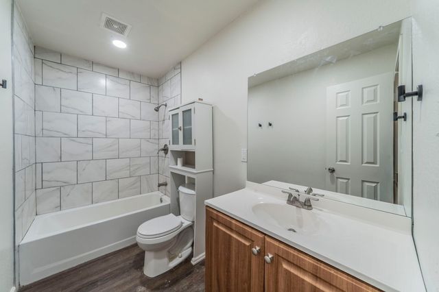 2190 Shiloh Street, Paris, TX 75460