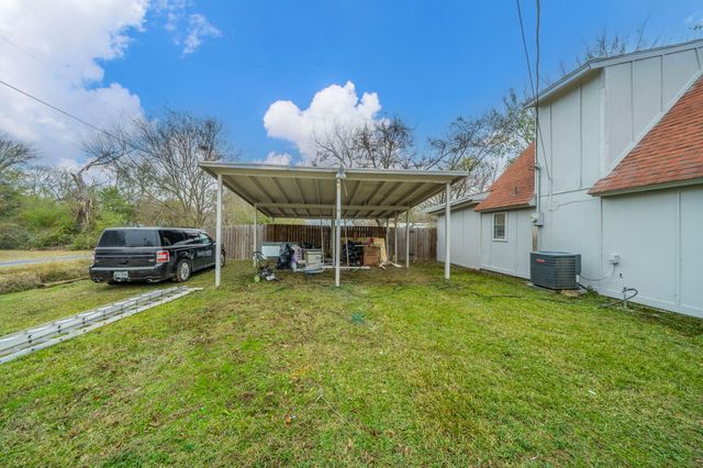 2190 Shiloh Street, Paris, TX 75460