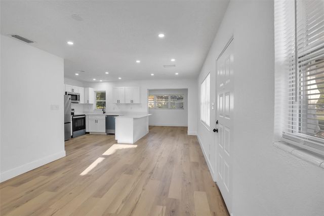 6108 BEAR LAKE TERRACE, Apopka, FL 32703