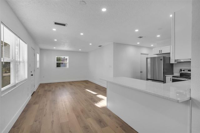 6108 BEAR LAKE TERRACE, Apopka, FL 32703