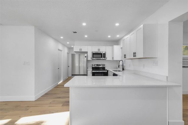 6108 BEAR LAKE TERRACE, Apopka, FL 32703