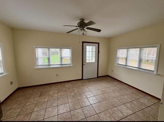 3613 Crosby Drive, Lexington, KY 40517