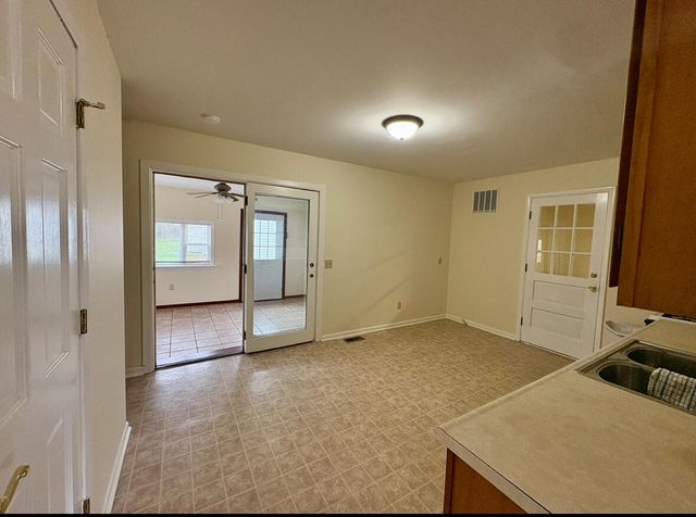 3613 Crosby Drive, Lexington, KY 40517