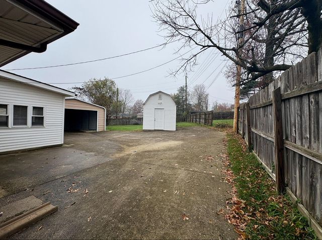 3613 Crosby Drive, Lexington, KY 40517