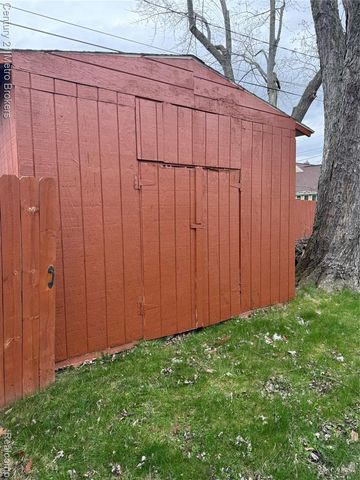 3202 Wolcott Street, Flint, MI 48504