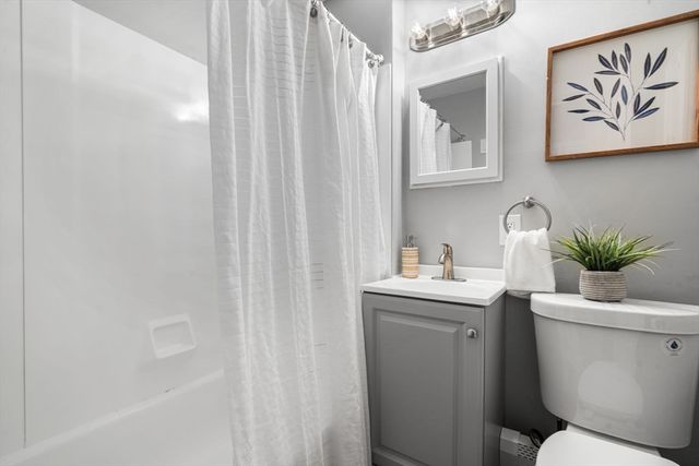 250 Thicket St, Weymouth, MA 02190