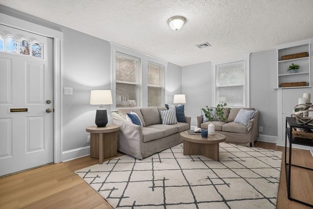 250 Thicket St, Weymouth, MA 02190