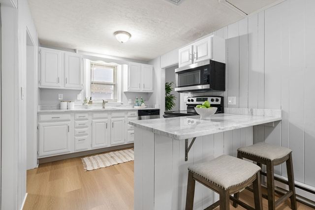 250 Thicket St, Weymouth, MA 02190