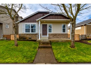 5854 AVALON St, Eugene, OR 97402
