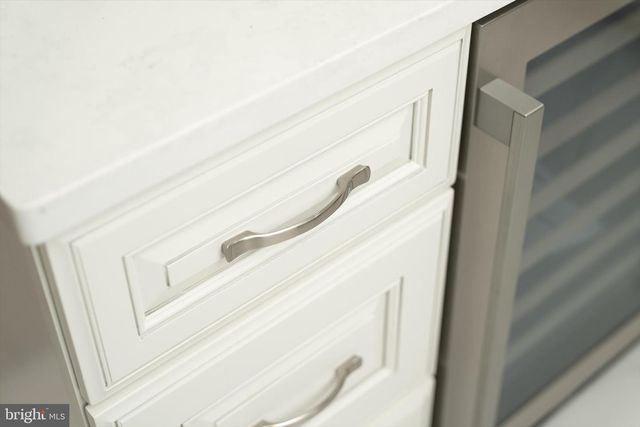 93 TUDOR DR, Hamilton, NJ 08690