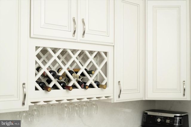 93 TUDOR DR, Hamilton, NJ 08690