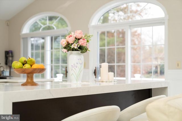 93 TUDOR DR, Hamilton, NJ 08690