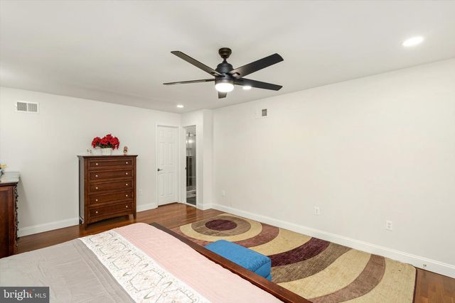 93 TUDOR DR, Hamilton, NJ 08690