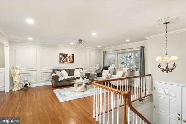 93 TUDOR DR, Hamilton, NJ 08690