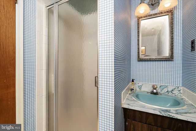 93 TUDOR DR, Hamilton, NJ 08690