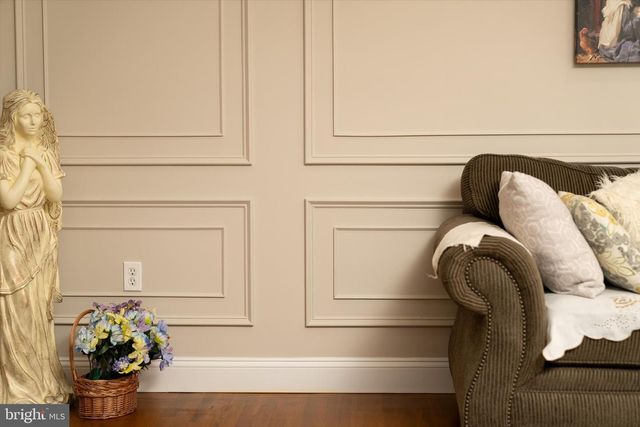 93 TUDOR DR, Hamilton, NJ 08690