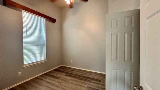 8905 Edinburgh Lane, Rowlett, TX 75089