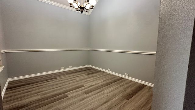 8905 Edinburgh Lane, Rowlett, TX 75089