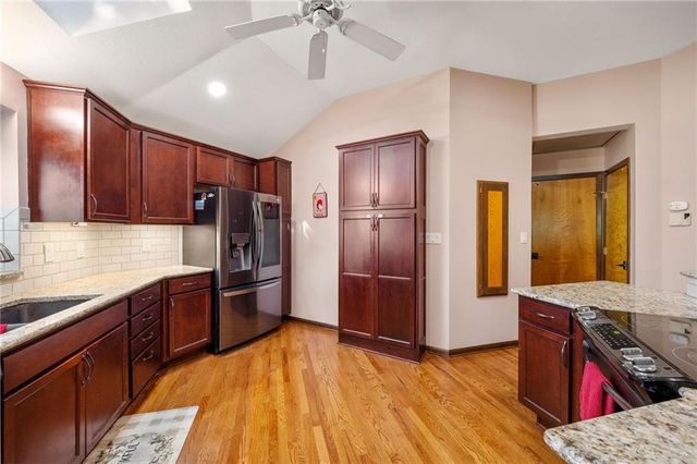 7206 Larson Avenue, Kansas City, MO 64133