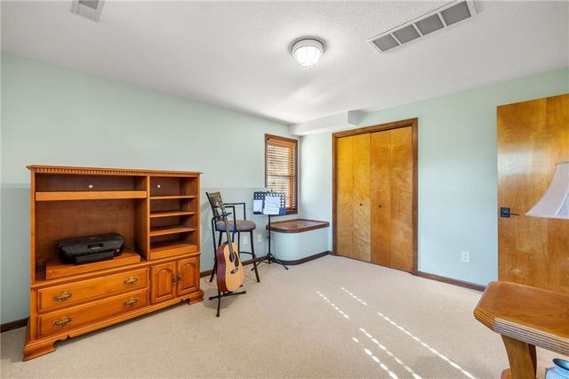 7206 Larson Avenue, Kansas City, MO 64133