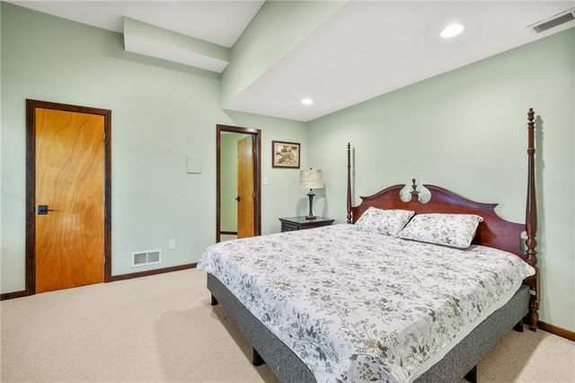 7206 Larson Avenue, Kansas City, MO 64133