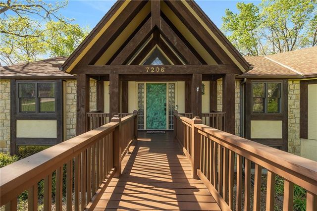 7206 Larson Avenue, Kansas City, MO 64133